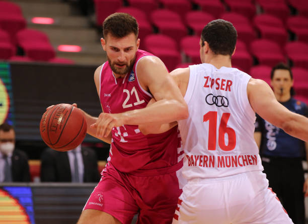 关键比赛中 关键比赛中